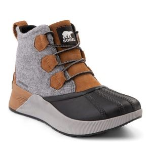 Womens Out N About lII 
Classic Waterproof size 9 women